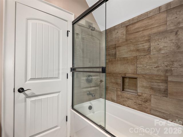 91 Watershed Way, Horse Shoe, NC 28742