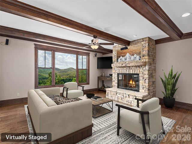 91 Watershed Way, Horse Shoe, NC 28742