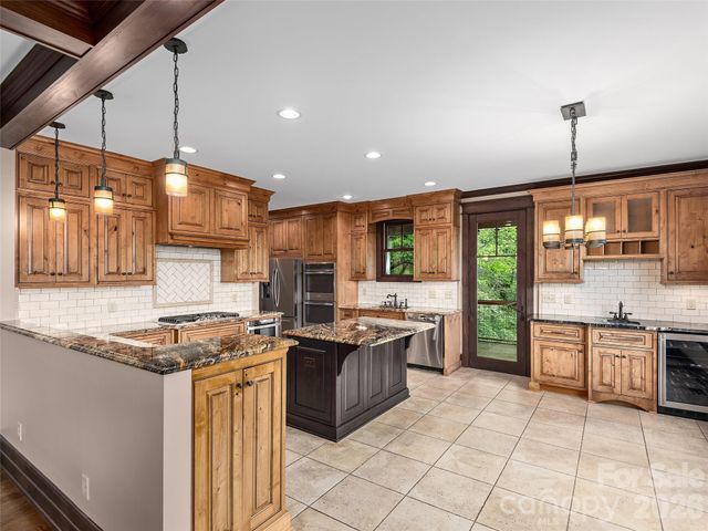 91 Watershed Way, Horse Shoe, NC 28742