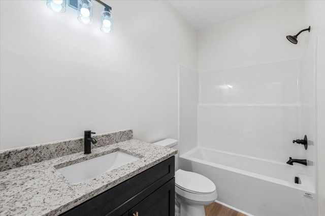 3330 Crow Road NE, Dalton, GA 30721