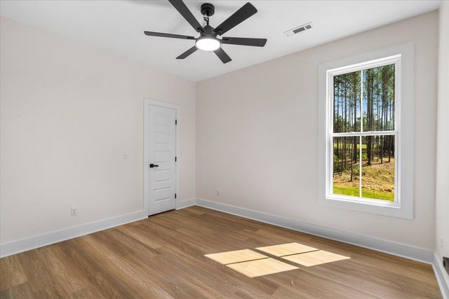 3330 Crow Road NE, Dalton, GA 30721