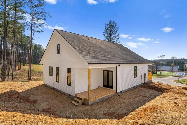 3330 Crow Road NE, Dalton, GA 30721