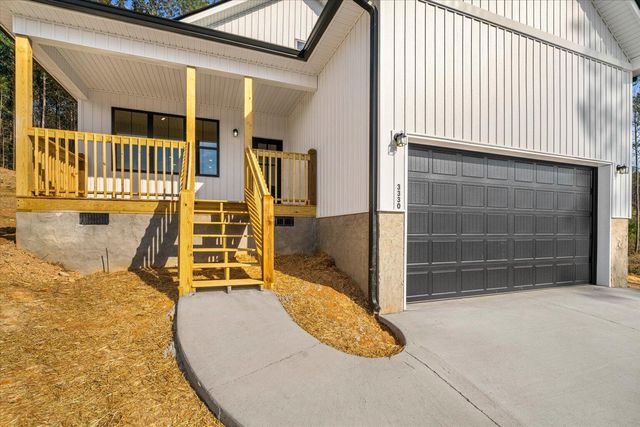 3330 Crow Road NE, Dalton, GA 30721