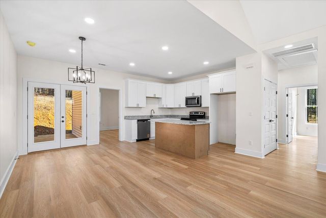 3330 Crow Road NE, Dalton, GA 30721