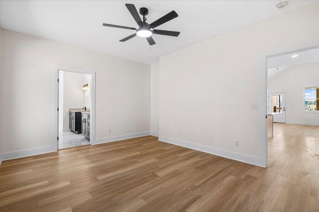 3330 Crow Road NE, Dalton, GA 30721