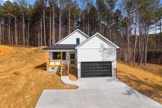 3330 Crow Road NE, Dalton, GA 30721