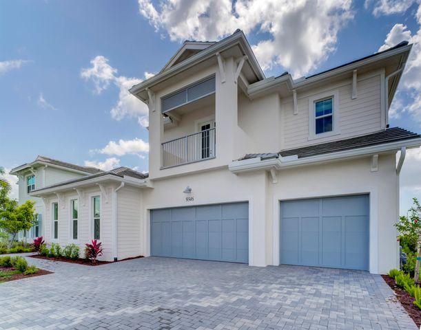 9346 Crestview Circle, Palm Beach Gardens, FL 33412