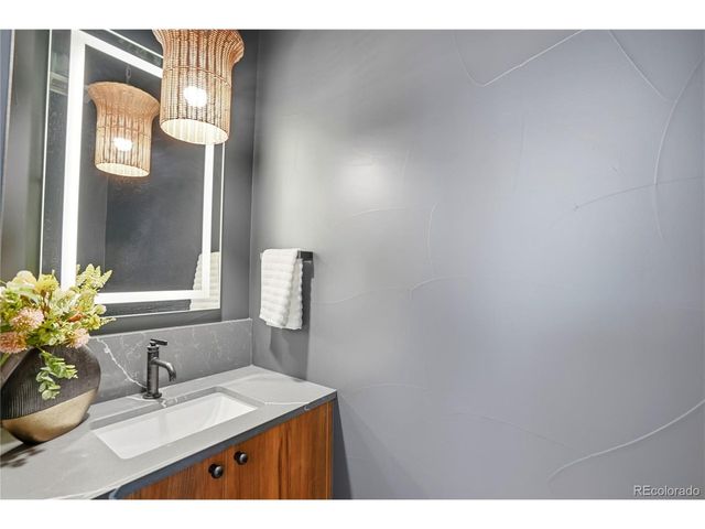 243 S Emerson St, Denver, CO 80209