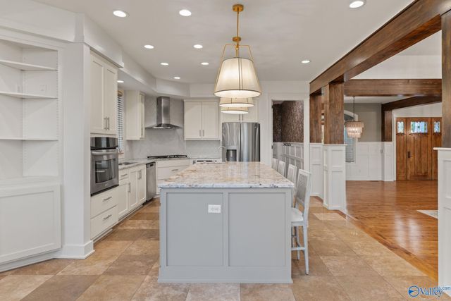 11034 Everest Circle SE, Huntsville, AL 35803