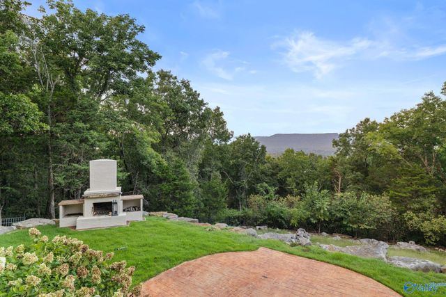 11034 Everest Circle SE, Huntsville, AL 35803