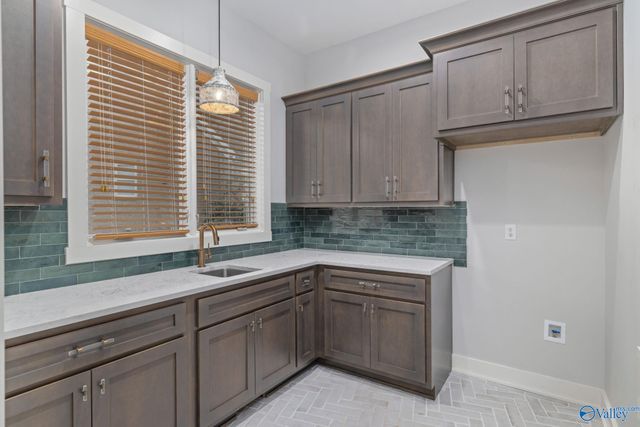 11034 Everest Circle SE, Huntsville, AL 35803
