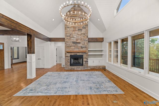 11034 Everest Circle SE, Huntsville, AL 35803