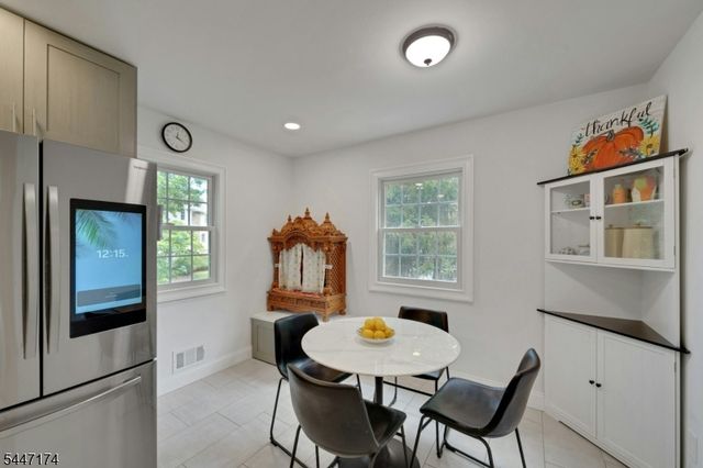 9 Brookstone Cir, Parsippany-troy Hills Twp., NJ 07950