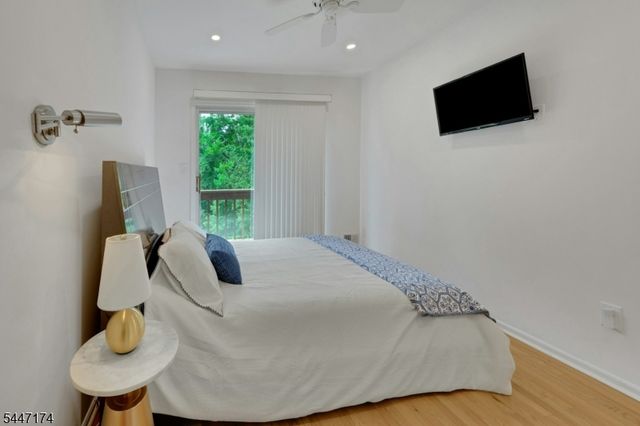 9 Brookstone Cir, Parsippany-troy Hills Twp., NJ 07950