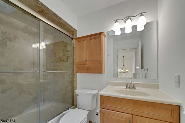 9 Brookstone Cir, Parsippany-troy Hills Twp., NJ 07950