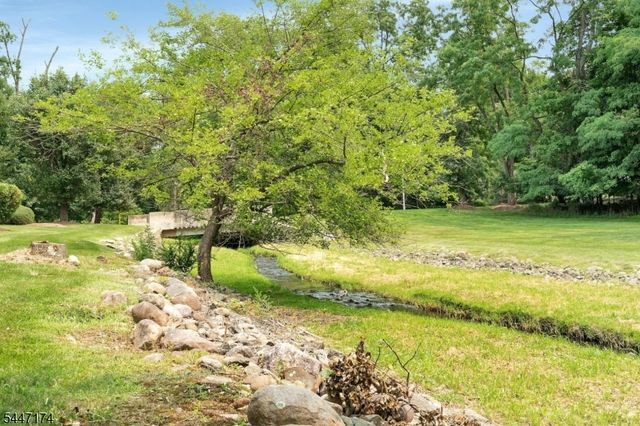 9 Brookstone Cir, Parsippany-troy Hills Twp., NJ 07950