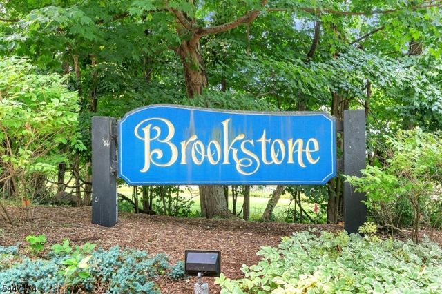9 Brookstone Cir, Parsippany-troy Hills Twp., NJ 07950