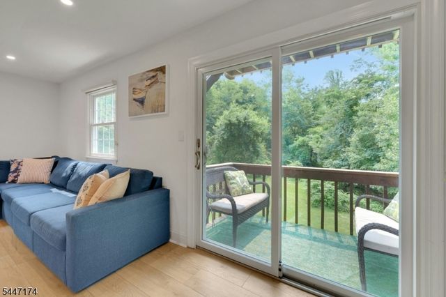 9 Brookstone Cir, Parsippany-troy Hills Twp., NJ 07950