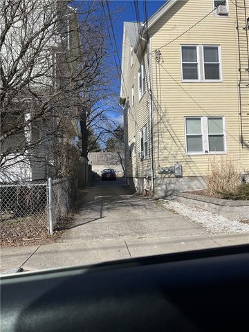 25 Tenth Street 2, East Providence, RI 02914