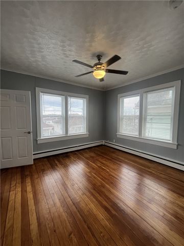 25 Tenth Street 2, East Providence, RI 02914