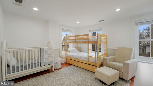 18 PENN ST, Newtown, PA 18940