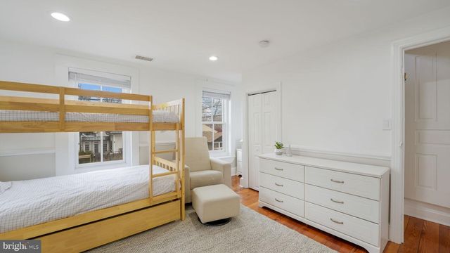 18 PENN ST, Newtown, PA 18940