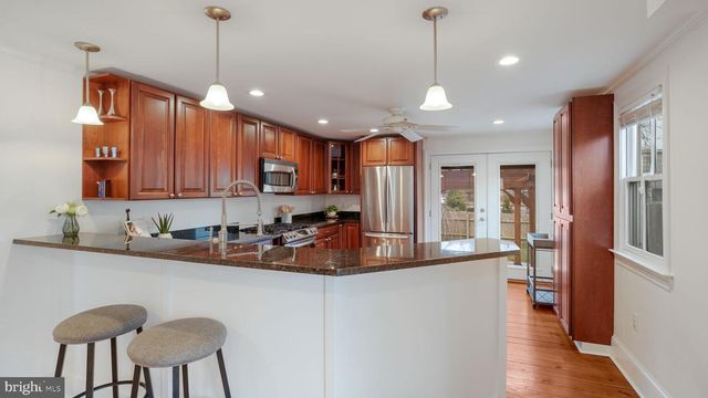 18 PENN ST, Newtown, PA 18940