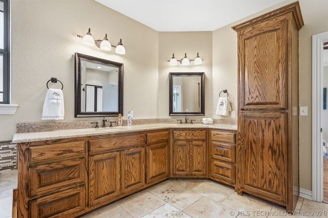 1310 Buckingham, Ardmore, OK 73401