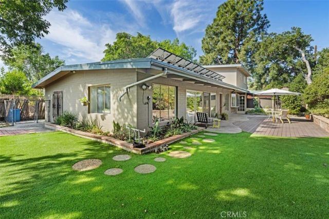 444 Oneida Drive, Pasadena, CA 91107