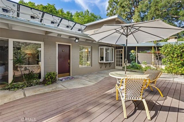 444 Oneida Drive, Pasadena, CA 91107
