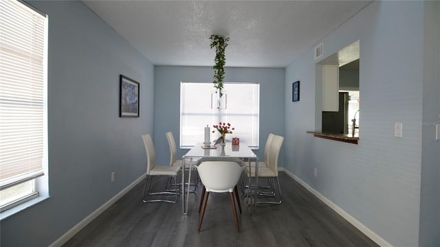 9868 ALOMA BEND LN, Oviedo, FL 32765