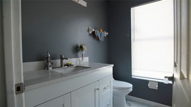 9868 ALOMA BEND LN, Oviedo, FL 32765