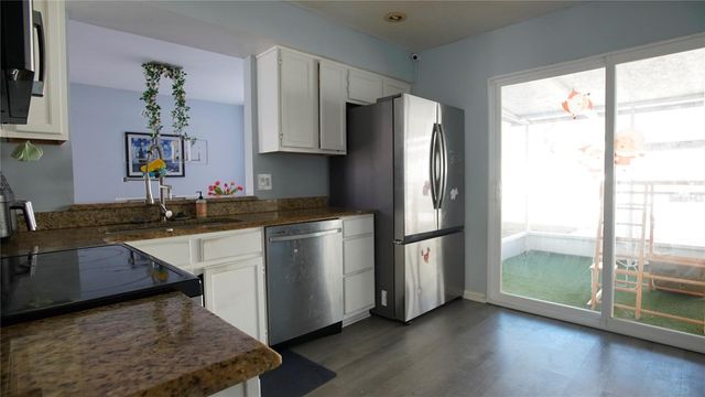 9868 ALOMA BEND LN, Oviedo, FL 32765