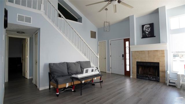 9868 ALOMA BEND LN, Oviedo, FL 32765