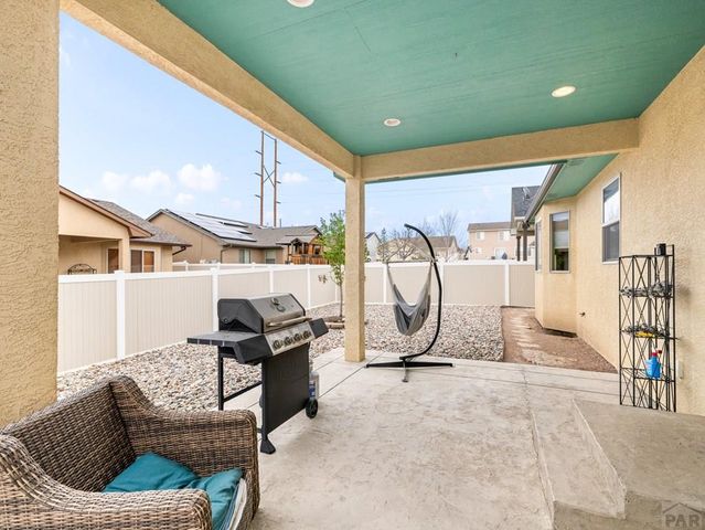 2309 Meadowlark Ln, Pueblo, CO 81008