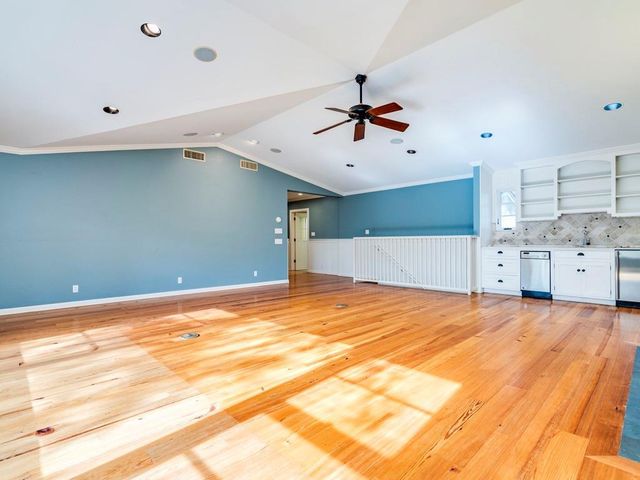 404 Almarion DR, Austin, TX 78746