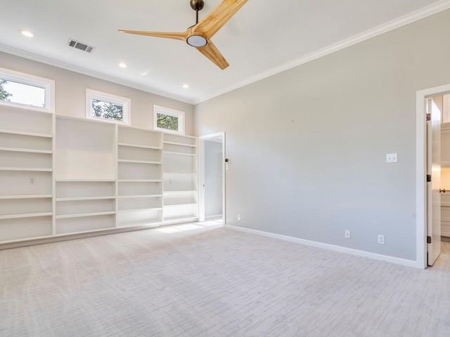 404 Almarion DR, Austin, TX 78746