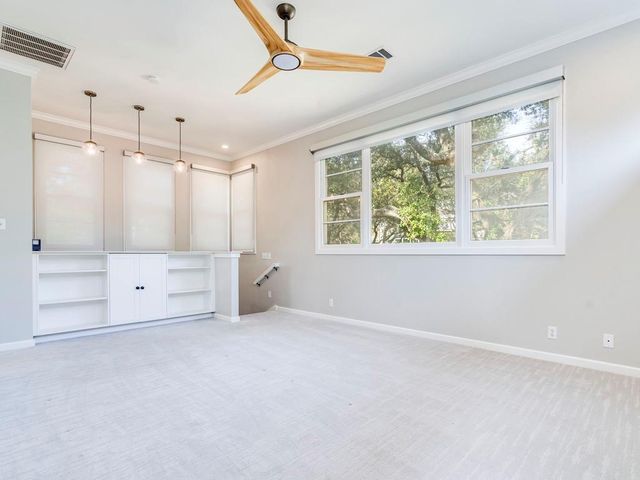 404 Almarion DR, Austin, TX 78746