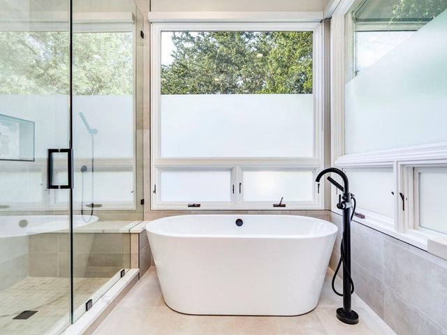 404 Almarion DR, Austin, TX 78746
