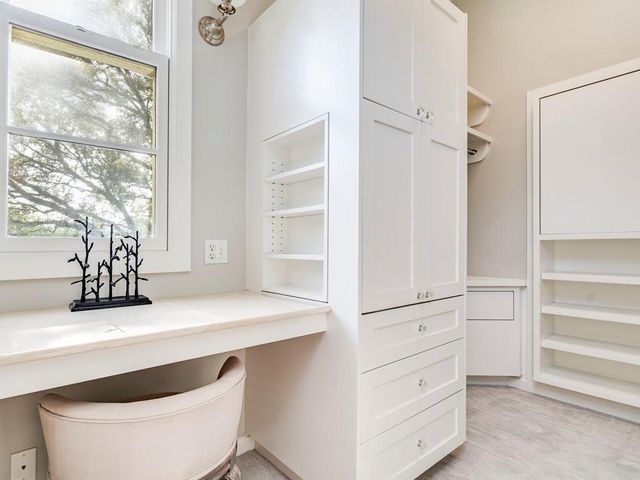 404 Almarion DR, Austin, TX 78746
