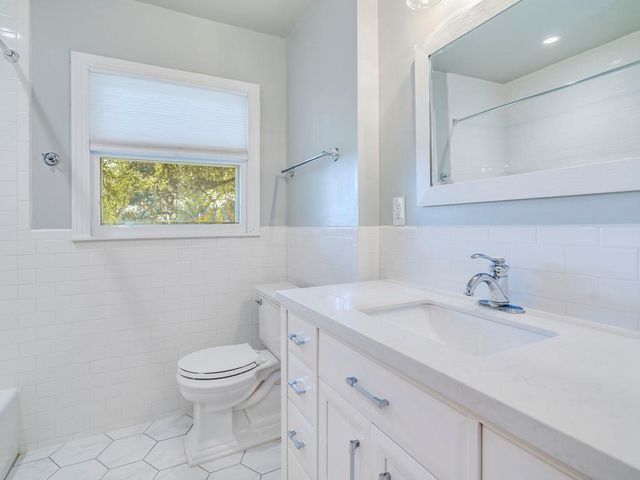 404 Almarion DR, Austin, TX 78746