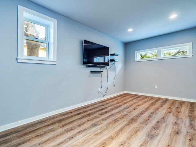 404 Almarion DR, Austin, TX 78746