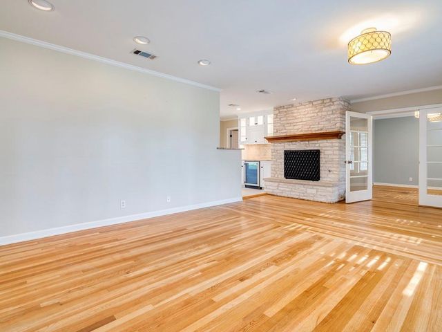 404 Almarion DR, Austin, TX 78746