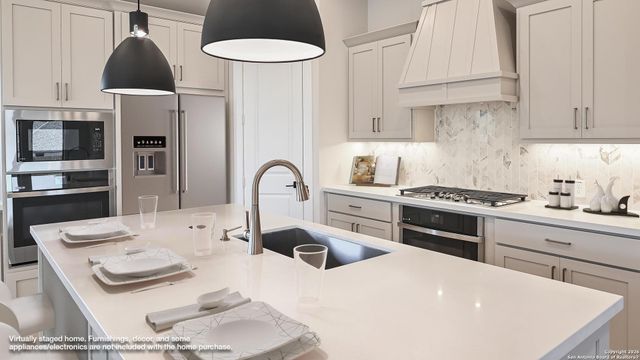 315 Bella Rosa Way, Cibolo, TX 78108