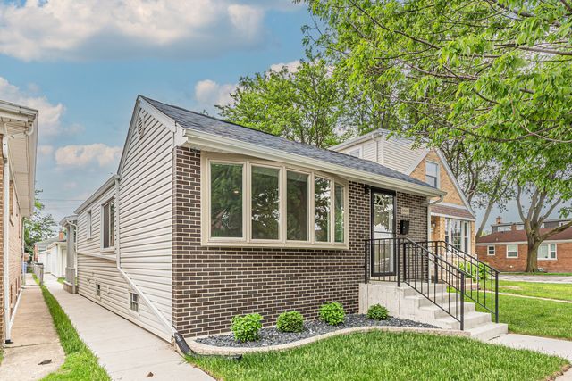 5505 N Nagle Avenue, Chicago, IL 60630