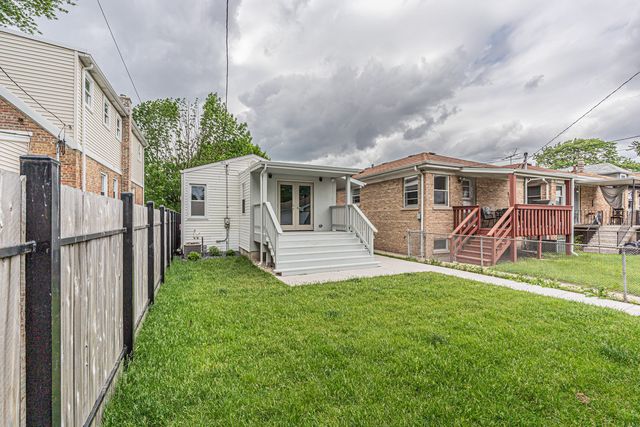 5505 N Nagle Avenue, Chicago, IL 60630
