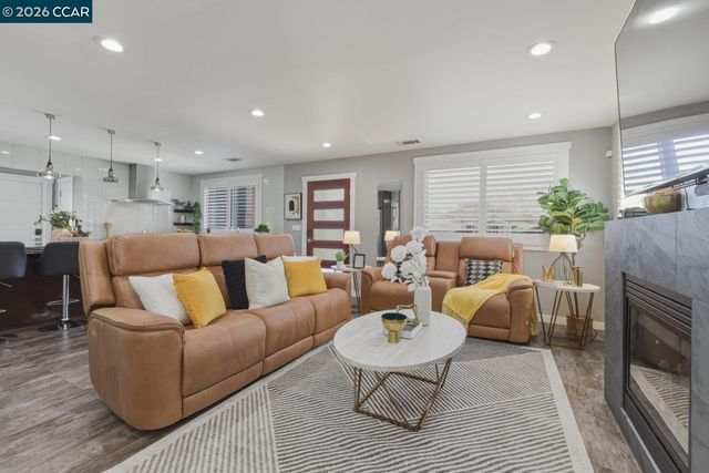 625 Bernal Ave, Sunnyvale, CA 94085