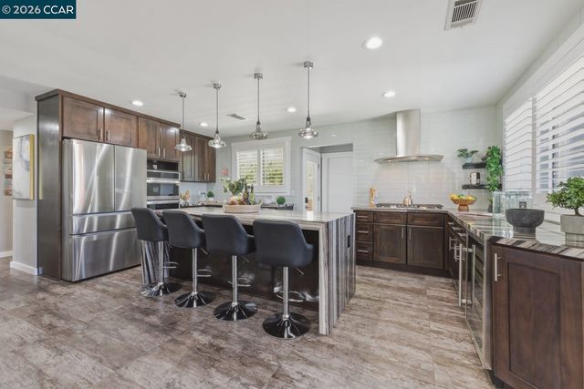 625 Bernal Ave, Sunnyvale, CA 94085