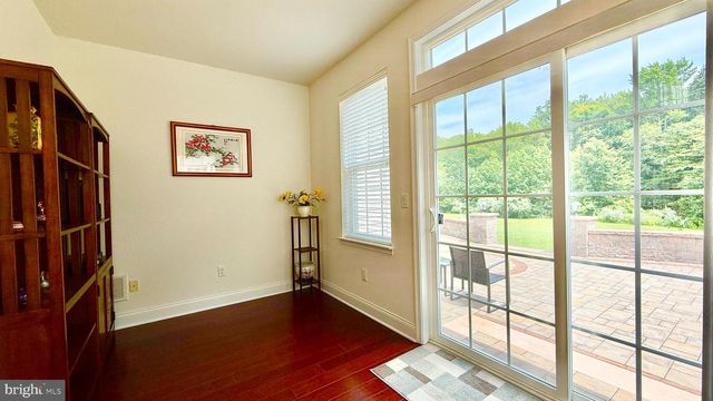 38 INVERNESS DR, Kendall Park, NJ 08824