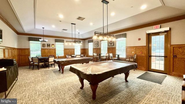 38 INVERNESS DR, Kendall Park, NJ 08824